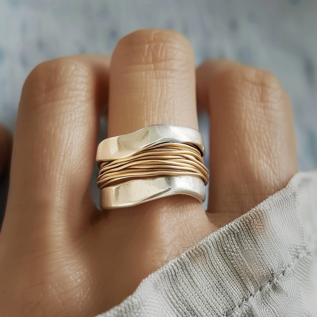 Raffinée Bague Dorée | Style Intemporel