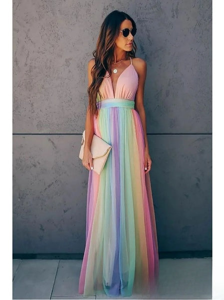 Confort et style dans une robe contemporaine pour femme