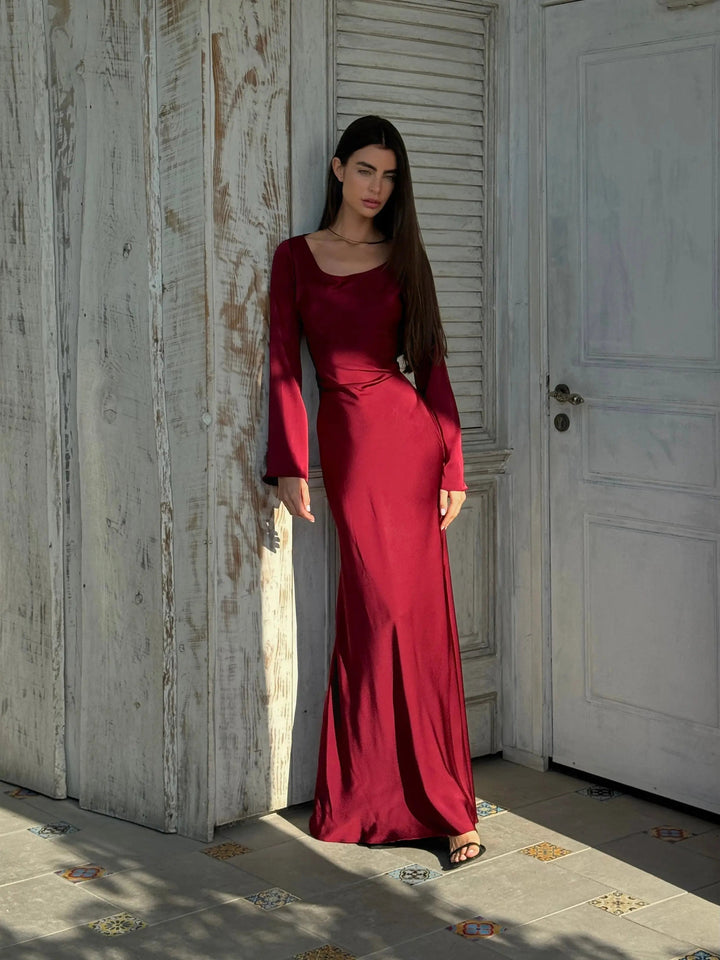 Robe maxi longue à manches, élégance intemporelle