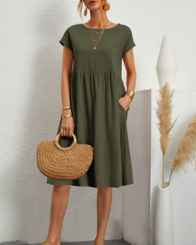 Robe décontractée avec poches et col rond