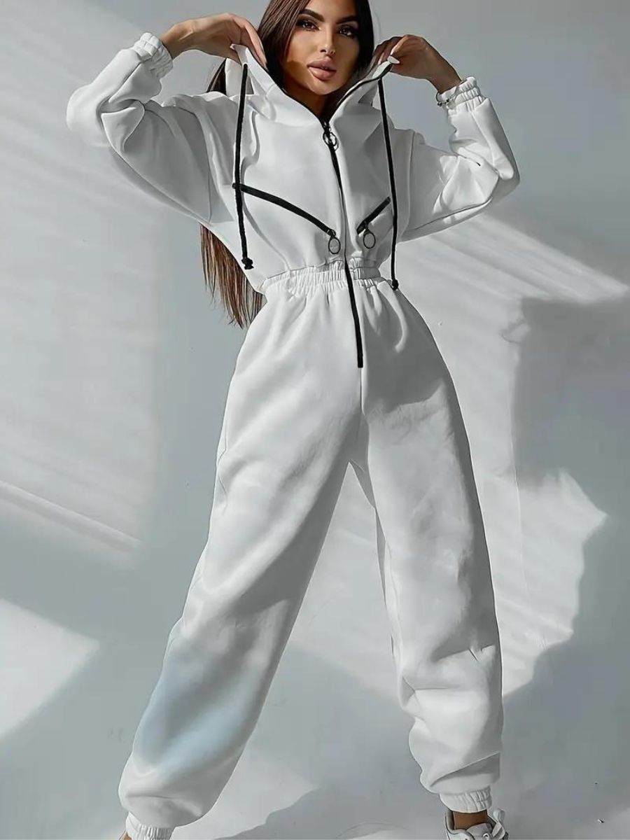 Combinaison ajustée zippée au style polyvalent