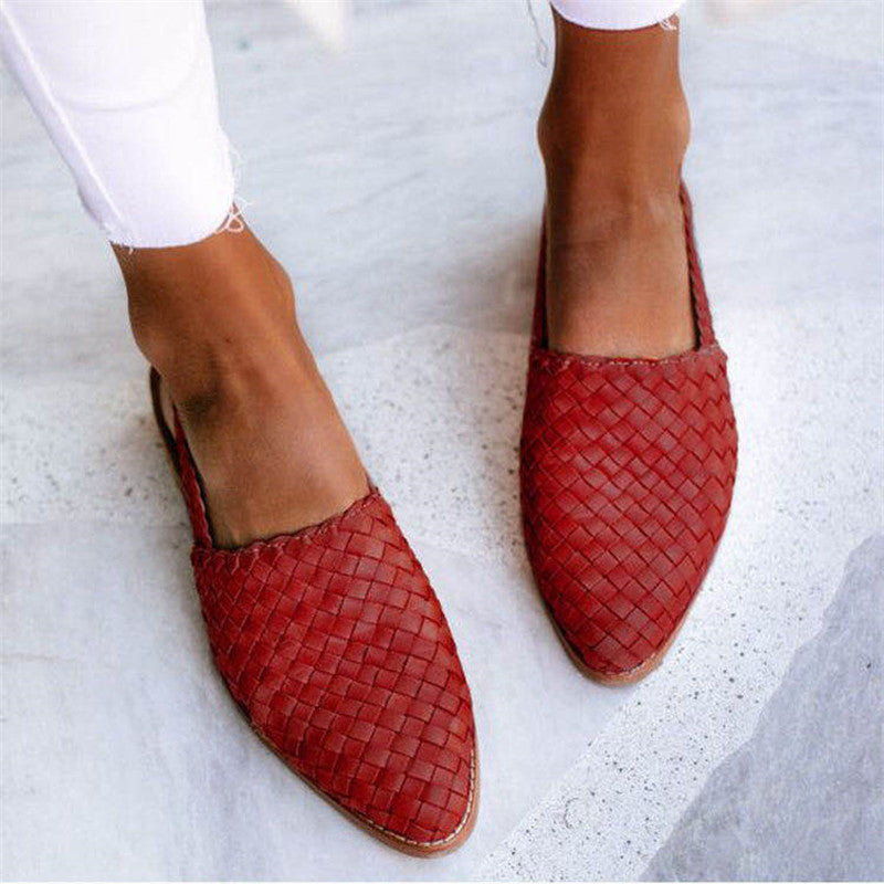 Ballerines slingback tressées élégantes