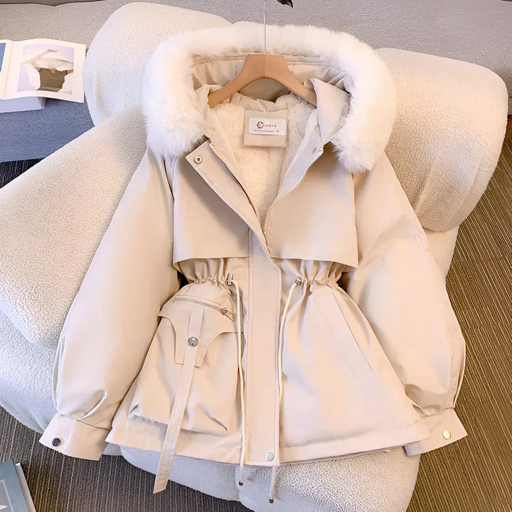 Veste Courte Élégante à Capuche pour Femme | Monara