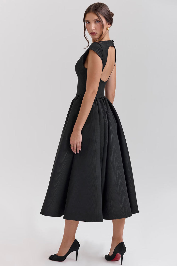 Robe structurée avec encolure bateau | Élise