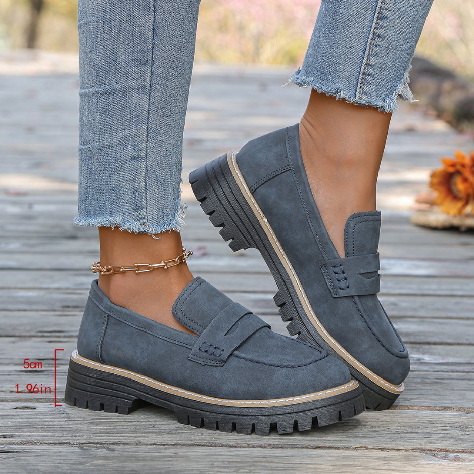 Chaussures Orthopédiques Léa | Confort et Élégance