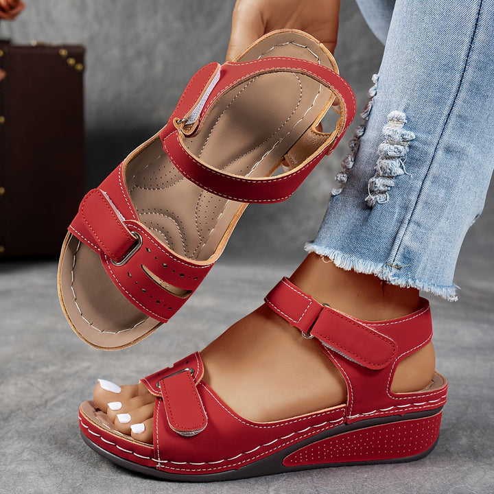 Sandales à talon compensé et brides ajustables pour femme | Auréliane