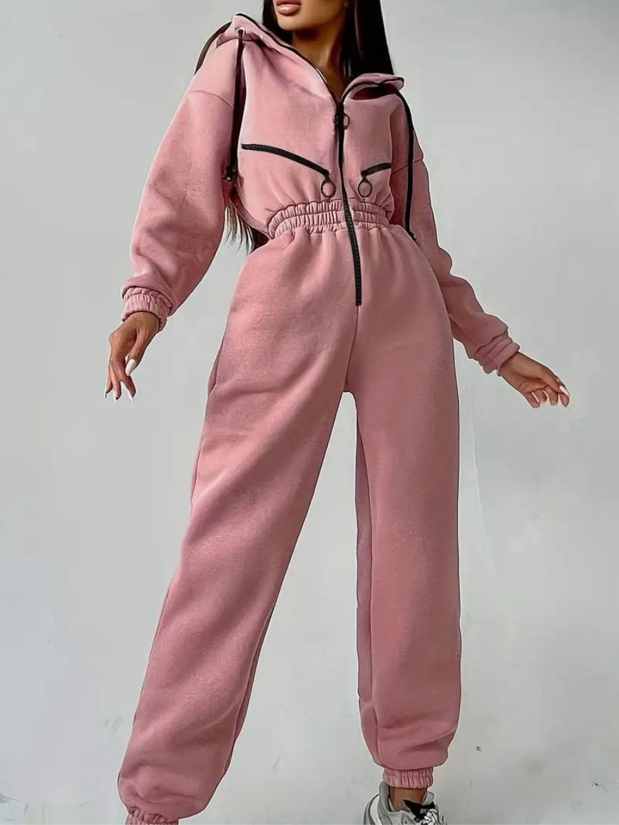 Combinaison ajustée zippée au style polyvalent