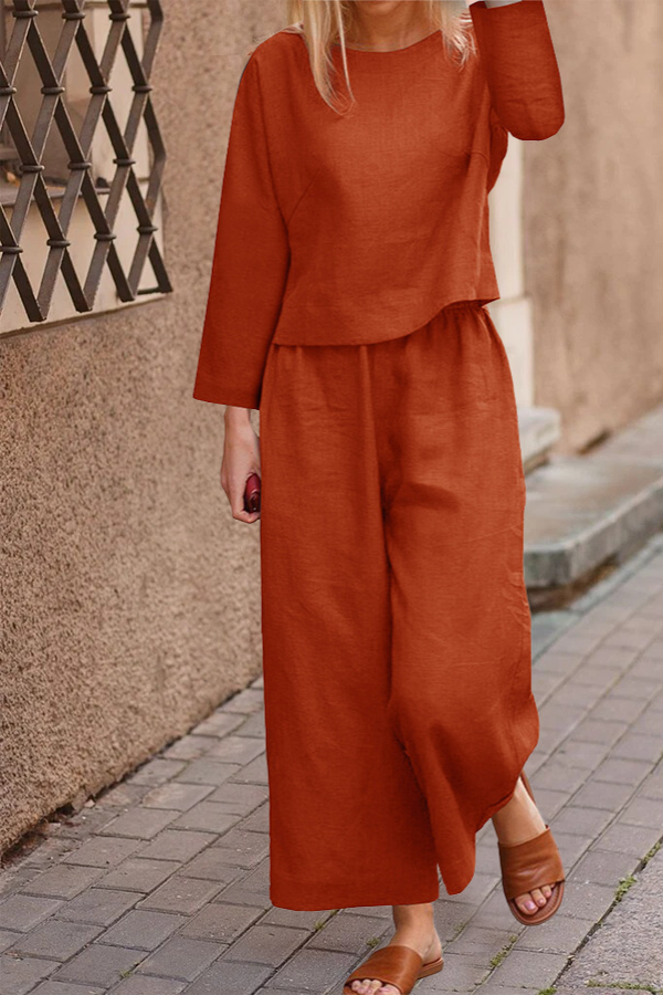 Set Fluide Haut De Gamme Avec Pantalon Ample Et Top Croisé