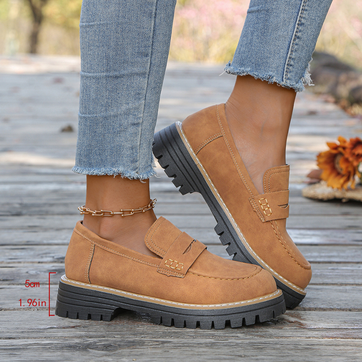 Chaussures Orthopédiques Léa | Confort et Élégance