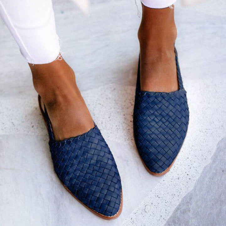 Ballerines slingback tressées élégantes