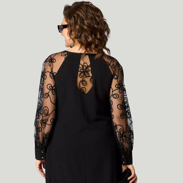 Robe élégante noire à détails raffinés pour femme | Noémie