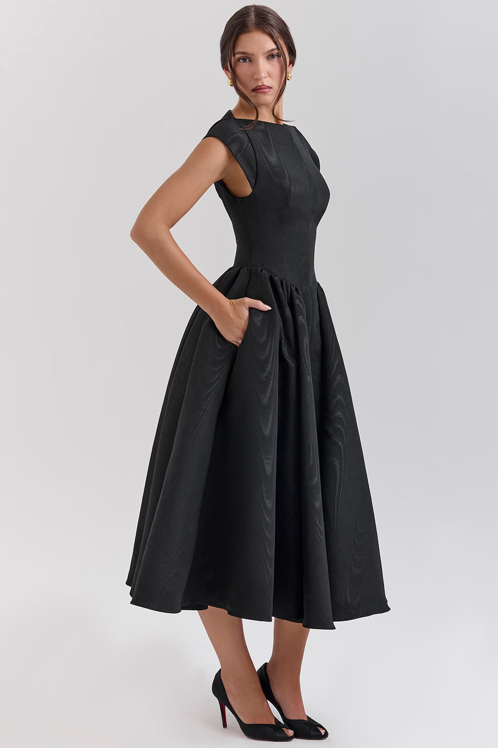 Robe structurée avec encolure bateau | Élise
