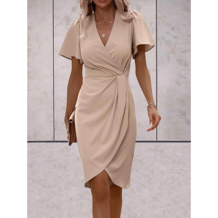 Robe fluide avec décolleté en V et manches fluides