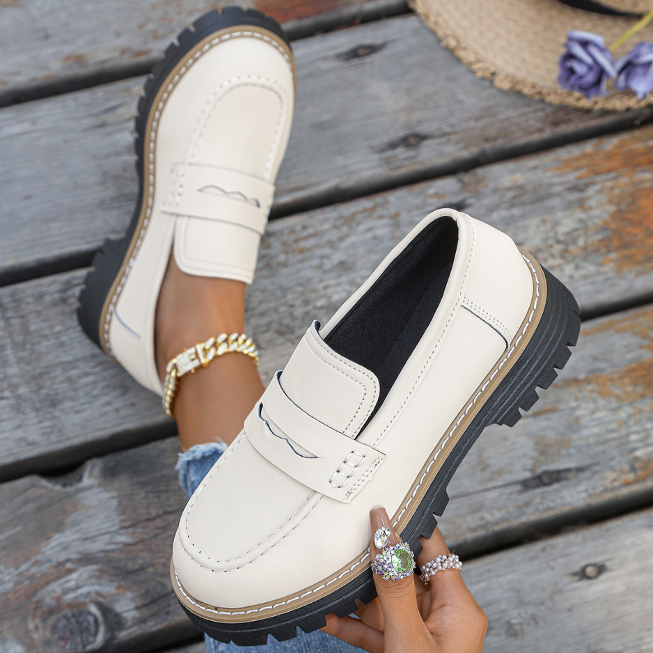 Chaussures Orthopédiques Léa | Confort et Élégance