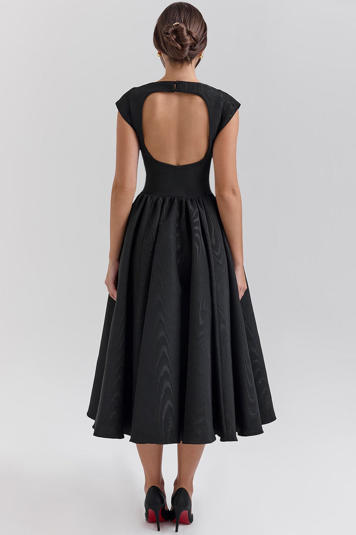 Robe structurée avec encolure bateau | Élise