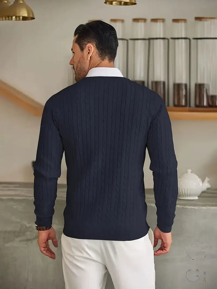 Pull élégant à silhouette épurée pour homme | Alento