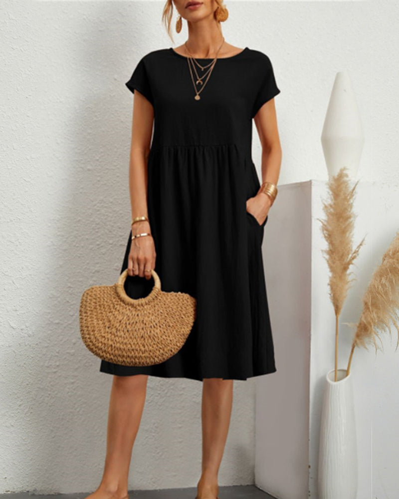 Robe décontractée avec poches et col rond