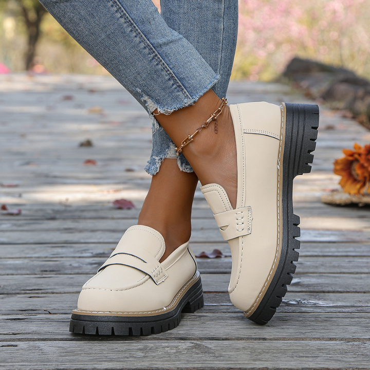 Chaussures Orthopédiques Léa | Confort et Élégance