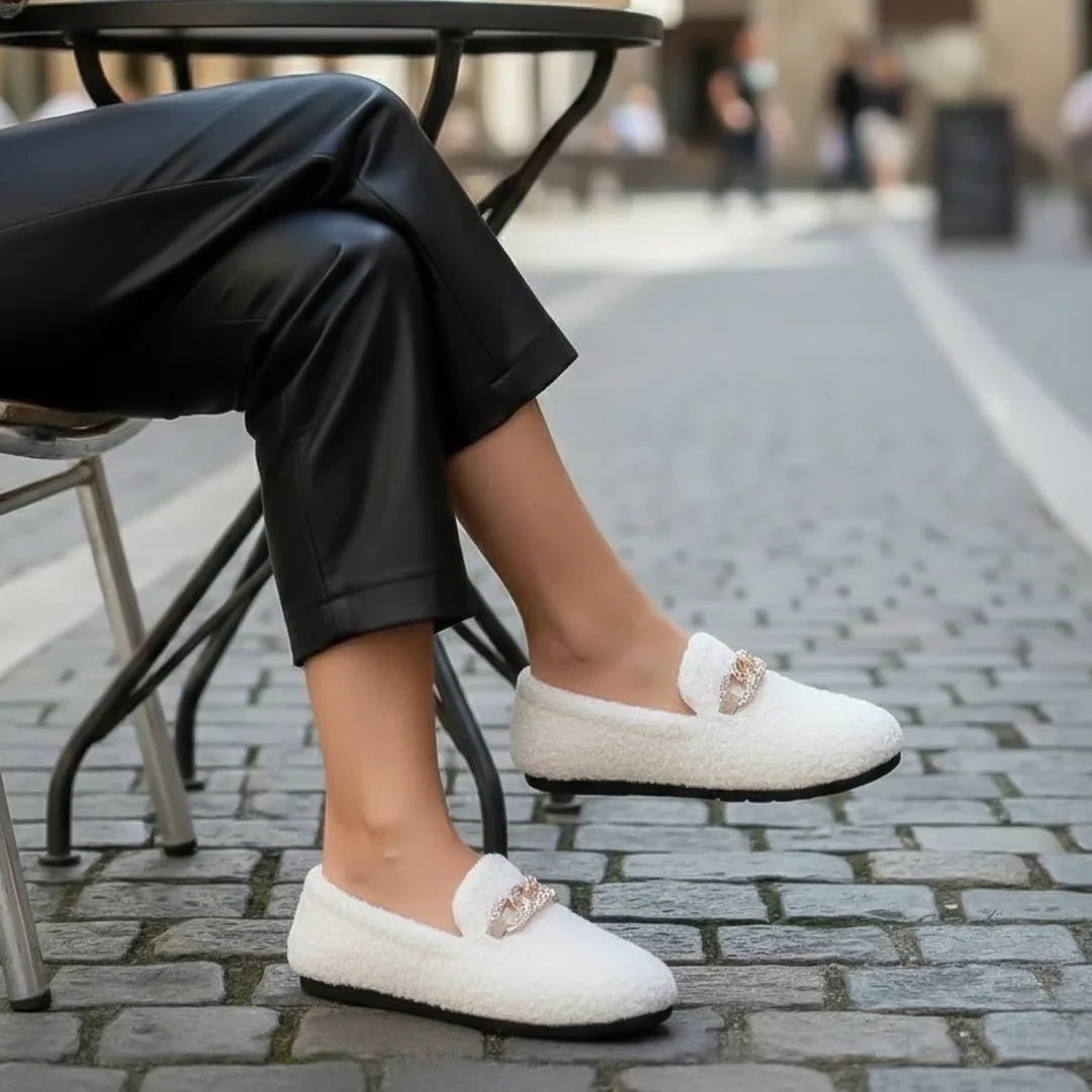 Pantoufles élégantes à silhouette enveloppante pour femme | Alba