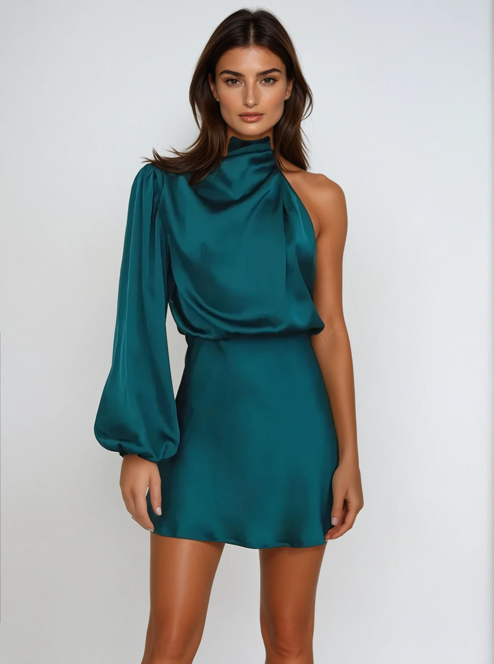 Robe asymétrique fluide satinée