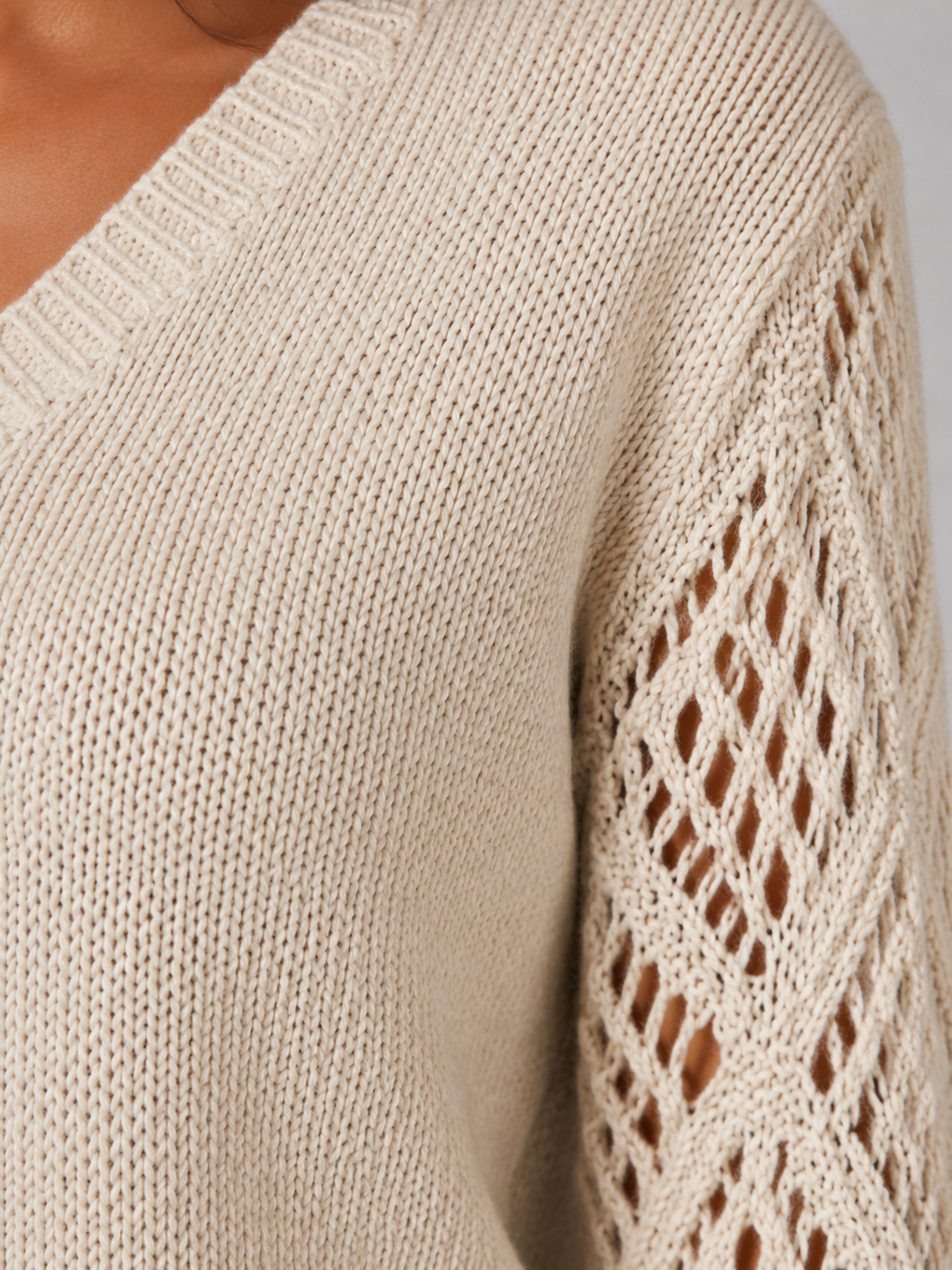 Mirelle | Pull Col V Manches Ajourées pour Femme