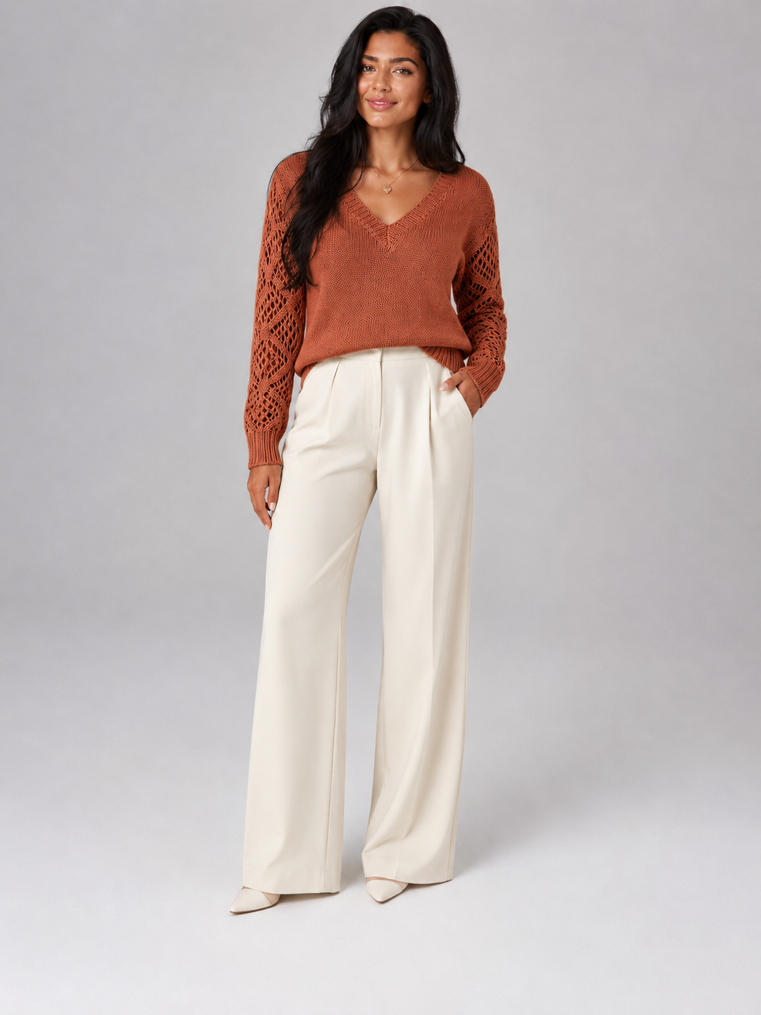 Mirelle | Pull Col V Manches Ajourées pour Femme