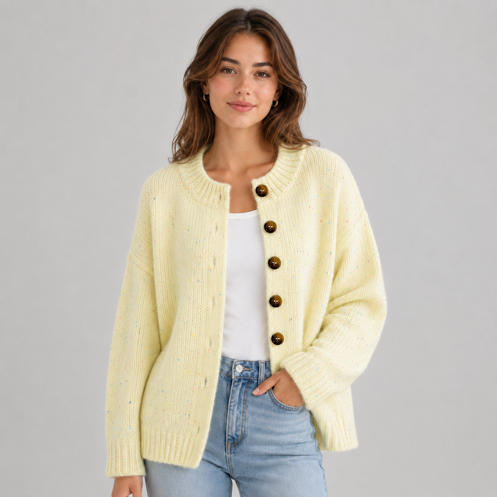 Wilhelmina | Cardigan en Maille Duveteuse à Boutons