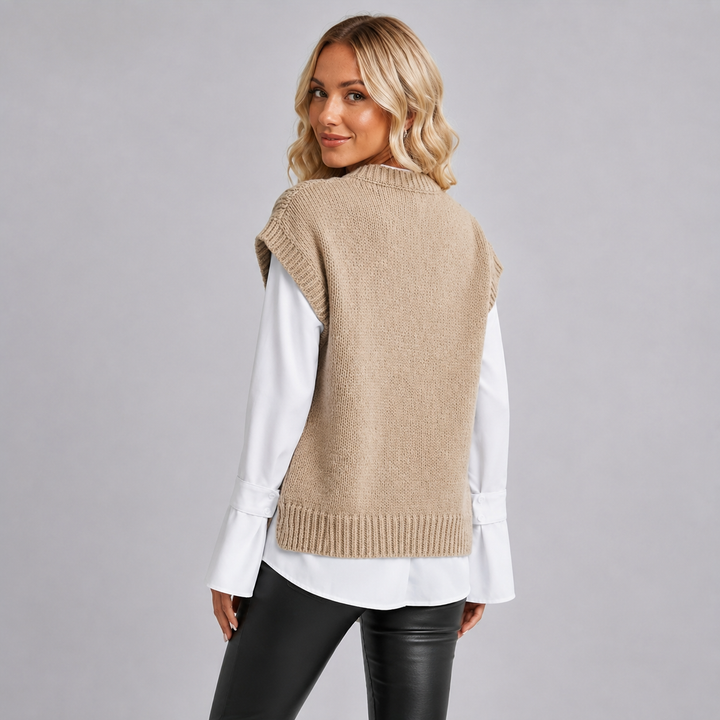 Josephine | Gilet en Maille Torsadée Col Rond