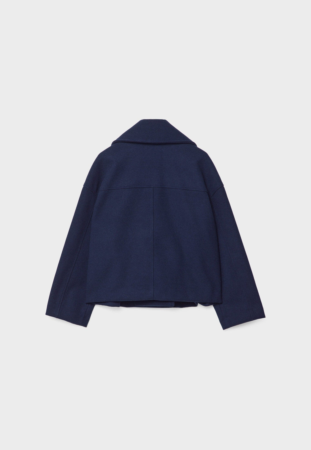 Veste courte croisée fluide moderne femme