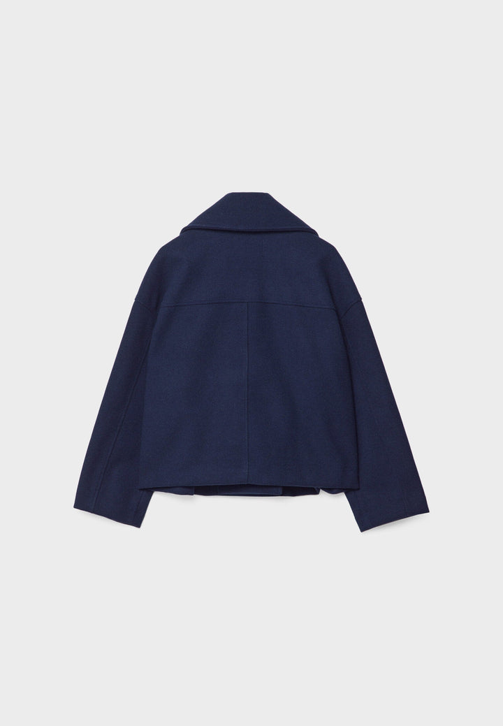 Veste courte croisée fluide moderne femme