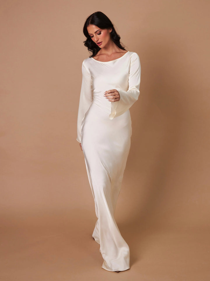 Robe maxi longue à manches, élégance intemporelle