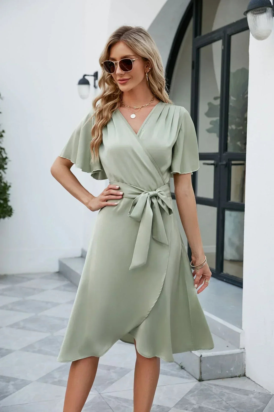 Robe fluide portefeuille femme élégante