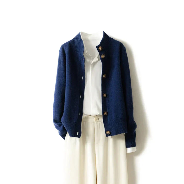 Cardigan boutonné élégant pour femme | Lysandra