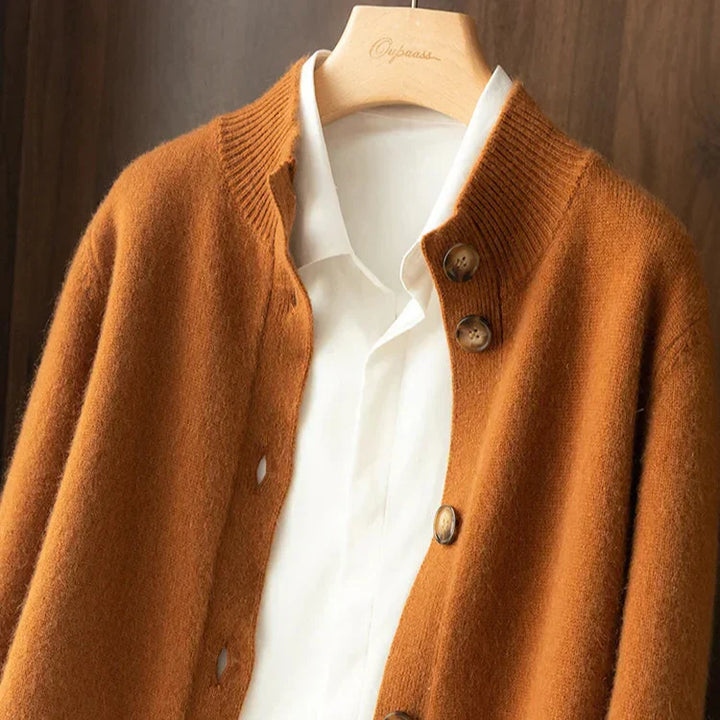 Cardigan boutonné élégant pour femme | Lysandra
