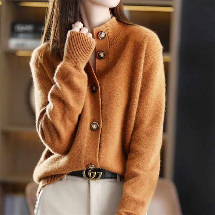 Cardigan boutonné élégant pour femme | Lysandra