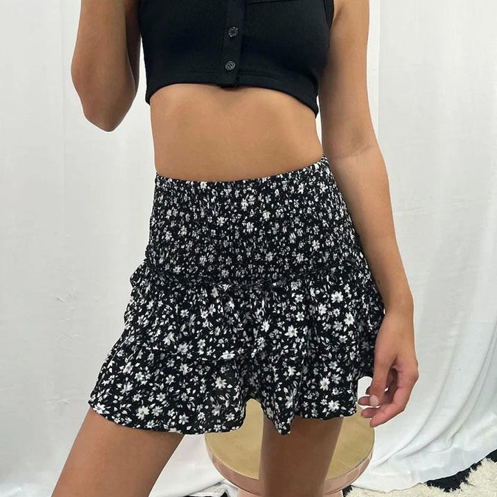 Jupe courte estivale avec short intégré