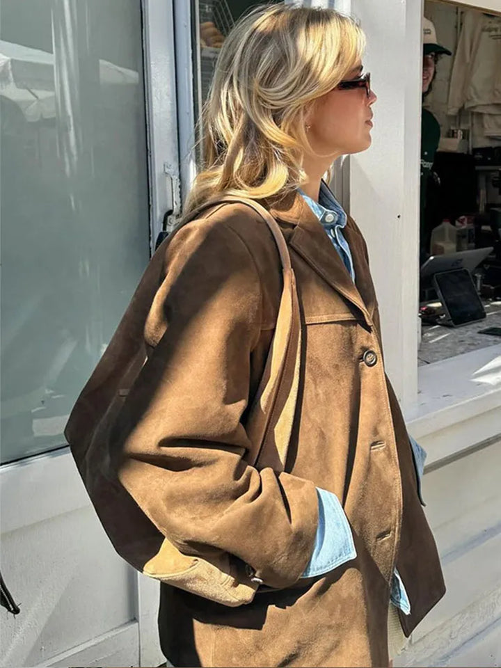 Veste en daim marron coupe classique légère