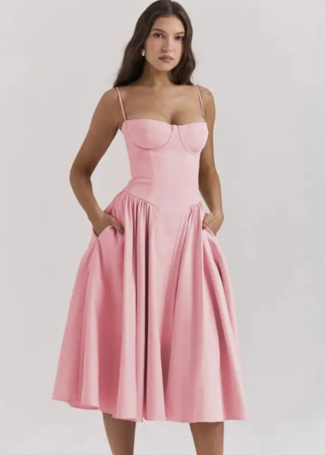Robe midi fluide épaules dénudées élégante
