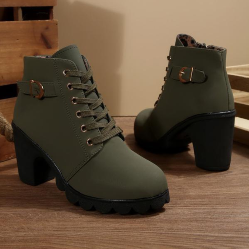 Bottines Chunky Élégantes à Lacets avec Boucle Métallique | Sheila