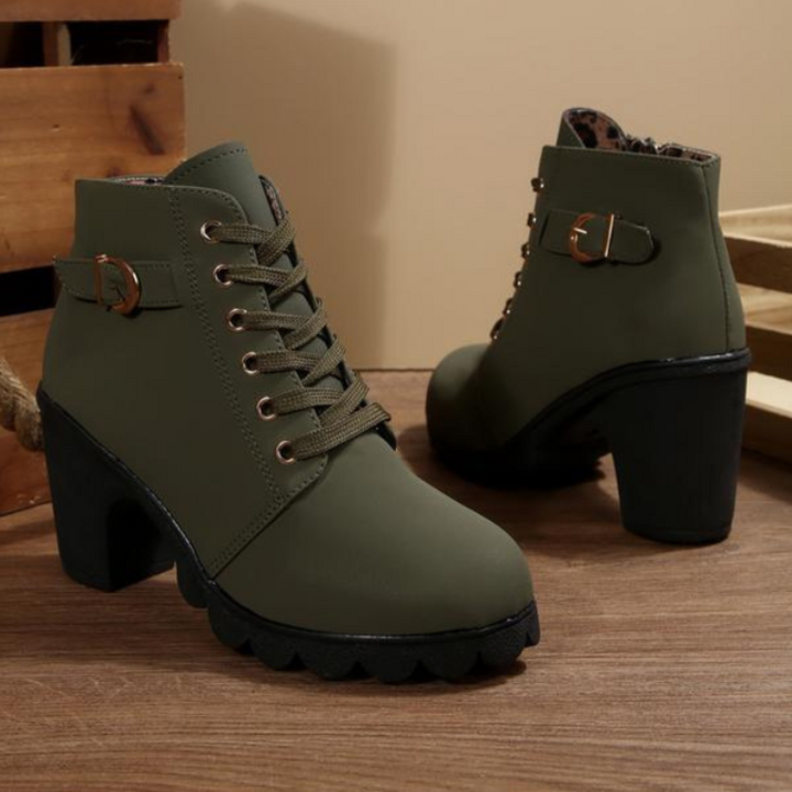 Bottines Chunky Élégantes à Lacets avec Boucle Métallique | Sheila