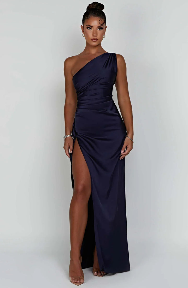 Robe longue satinée fluide soirée élégante