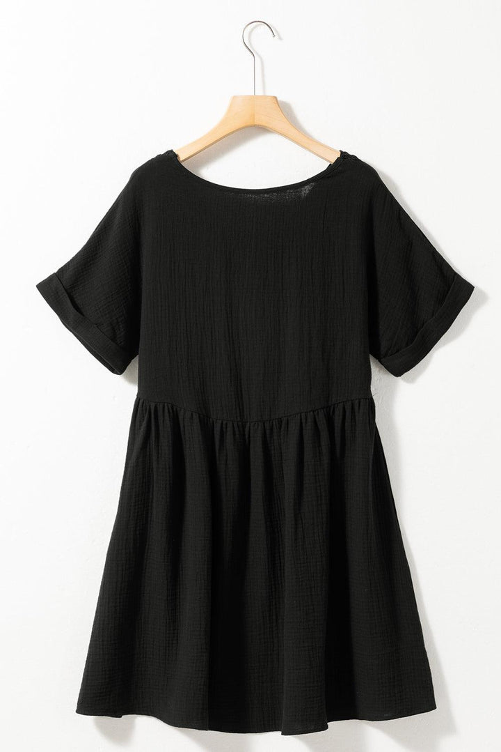 Robe courte fluide à dentelle élégante