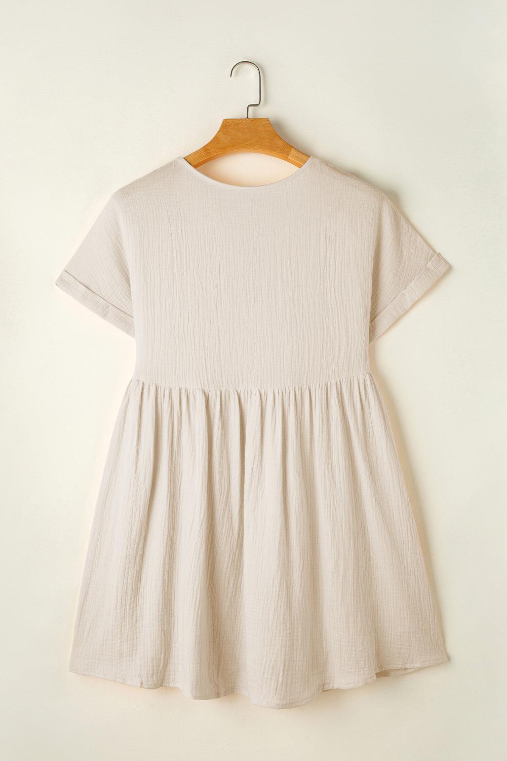 Robe courte fluide à dentelle élégante
