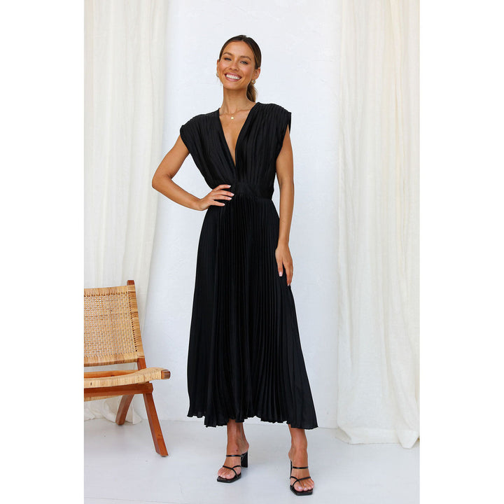 Robe midi plissée élégante avec col en V