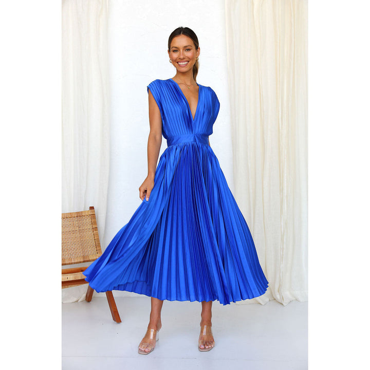 Robe midi plissée élégante avec col en V