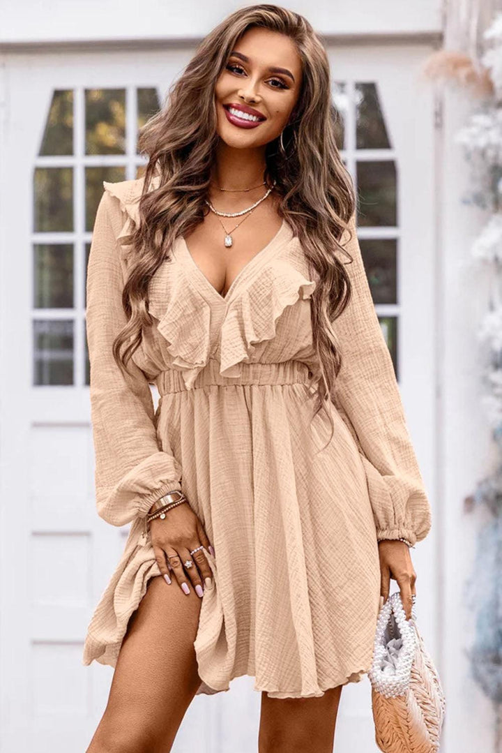 Robe courte fluide col V élégante