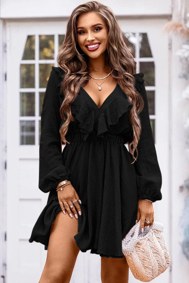 Robe courte fluide col V élégante