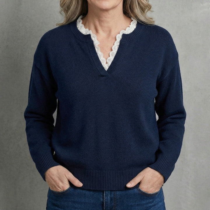Blouse élégante à col en dentelle pour femme | Virelia