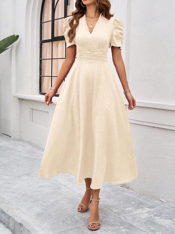 Robe midi fluide col V manches cape