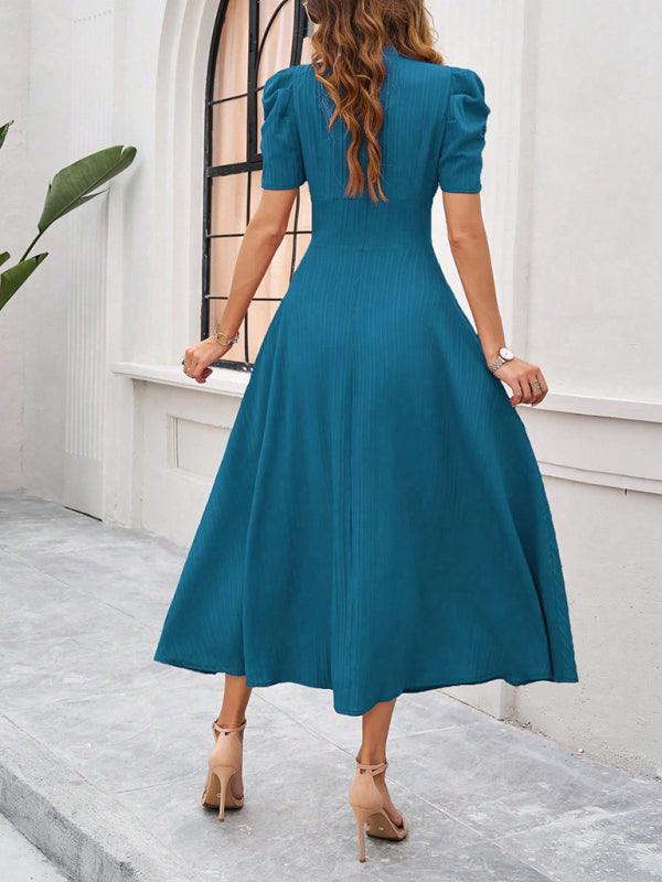 Robe midi fluide col V manches cape
